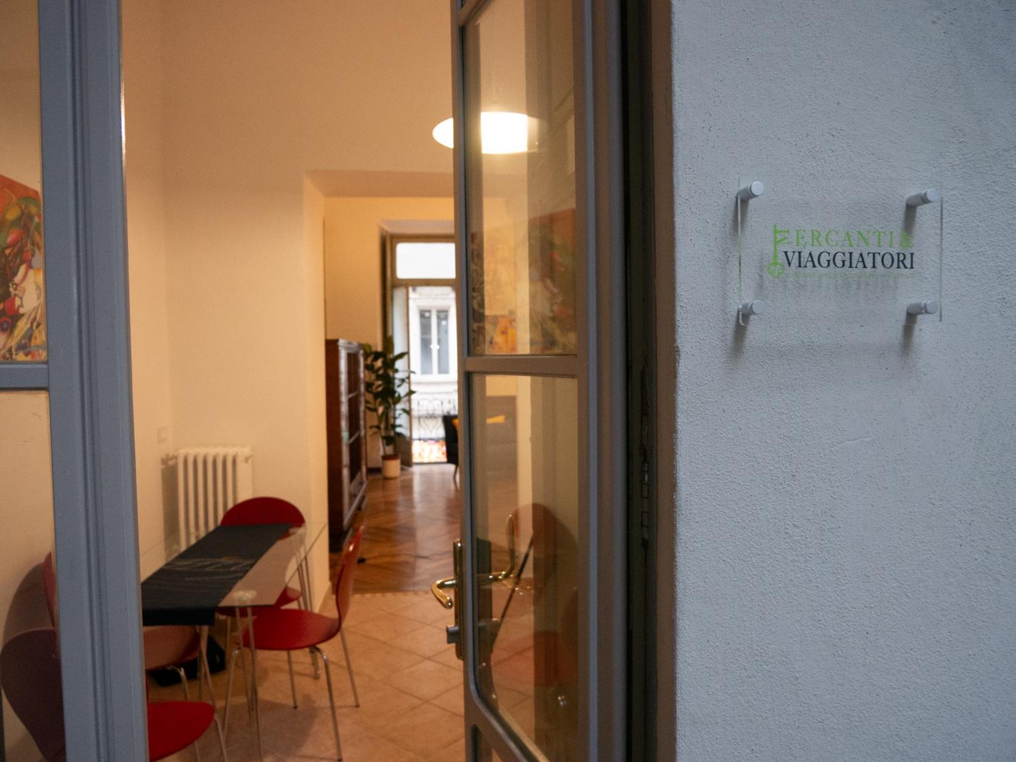 Mercanti E Viaggiatori トリノ エクステリア 写真